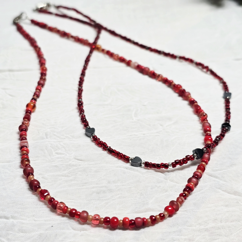 $1 with $5+ bundle•Handmade Red and black beaded necklace Set 0805